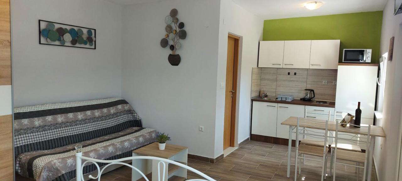 Studio Apartment Palmira Ližnjan Exterior foto